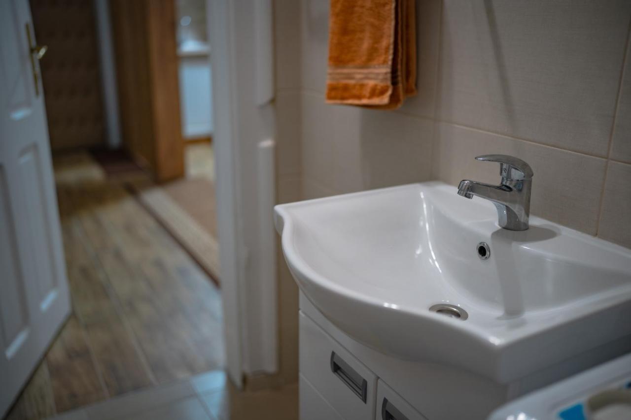 Botanical9, Belgrade Centre, 2 Bedroom Apartment Ngoại thất bức ảnh